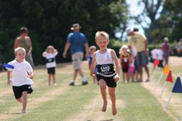 Javier winning his 50m running race