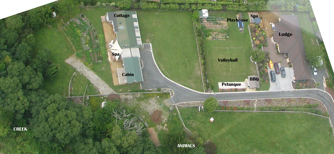 Location and Aerial view of Aria’s Farm Holiday Homes and B&amp;B